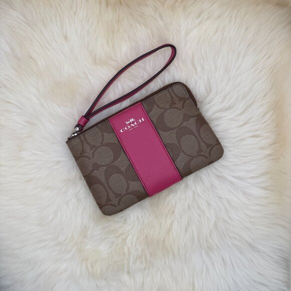 Coach Signature Corner Zip Wristlet with Ruby Pink Leather - Picture 3 of 4